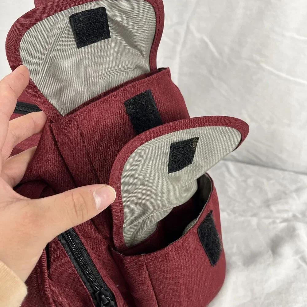 LL Bean Biege Red Zip‎ Up Crossbody Messenger Bag